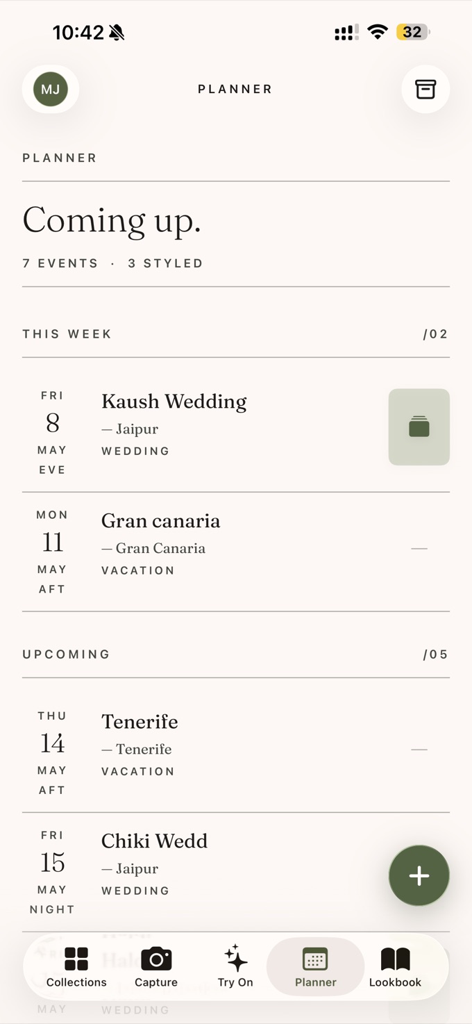 The Sleqk planner listing upcoming events like weddings and trips, each ready to style.